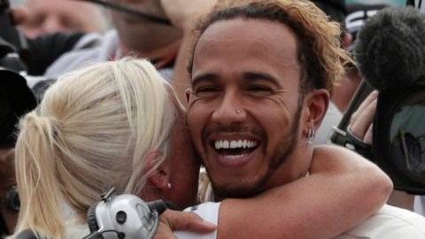 Britain’s Hamilton wins fifth F1 world title