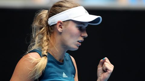 Australian Open: Caroline Wozniacki, Angelique Kerber & Maria Sharapova through