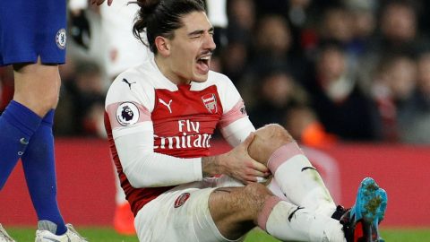 Hector Bellerin: Arsenal defender out for up to nine months after rupturing ACL