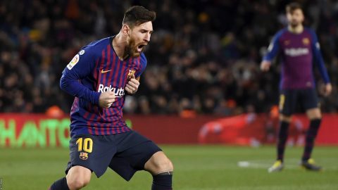 Barcelona 2-2 Valencia: Lionel Messi scores twice to bag Barcelona draw