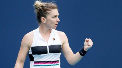 Miami Open: Simona Halep sets up meeting with Venus Williams in last 16