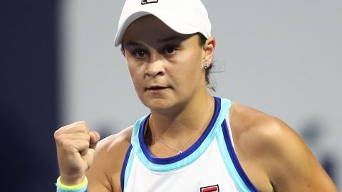 Miami Open: Ashleigh Barty into final with win over Anett Kontaveit