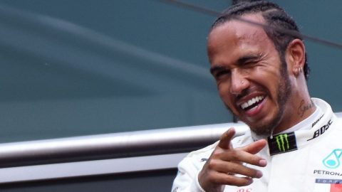 Lewis Hamilton wins F1’s race 1,000 in China
