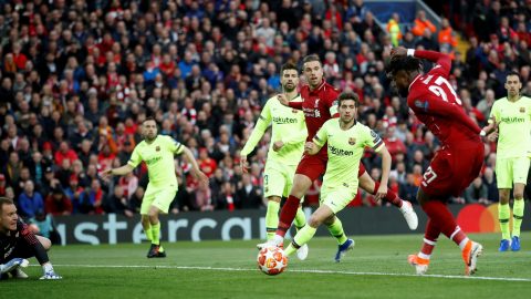 Barcelona defence looked like schoolboys against Liverpool – Luis Suarez