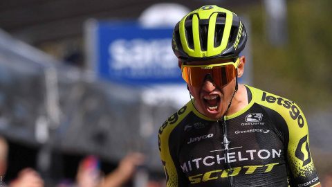 Giro d’Italia: Colombia’s Esteban Chaves claims victory on stage 19 as Richard Carapaz retains lead