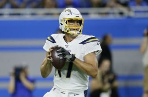Chargers’ Rivers, Texans’ Watson face off in key game