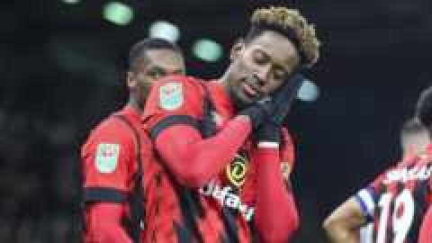 Bournemouth thump Everton in EFL Cup third round