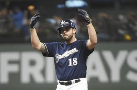 Moustakas brings extensive postseason experience to Brewers