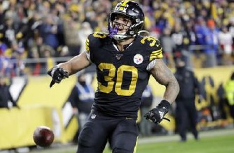 Steelers RB Conner focusing on present, not uncertain future