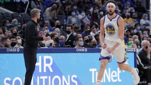 Klay Thompson makes triumphant return to Warriors after grueling two-and-a-half-year absence