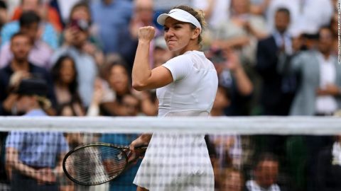 Simona Halep yet to drop a set at Wimbledon as she defeats Amanda Anisimova to reach semifinals