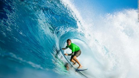 Kalani David, professional surfer and skateboarder, dies after seizure while surfing
