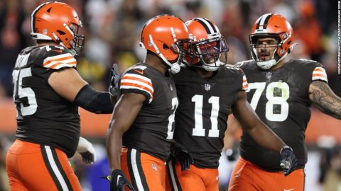 Cleveland Browns bounce back from humiliating loss to beat bitter rivals Pittsburgh Steelers, 29-17