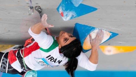 Concerns mount over Iranian climber Elnaz Rekabi after she competed without hijab