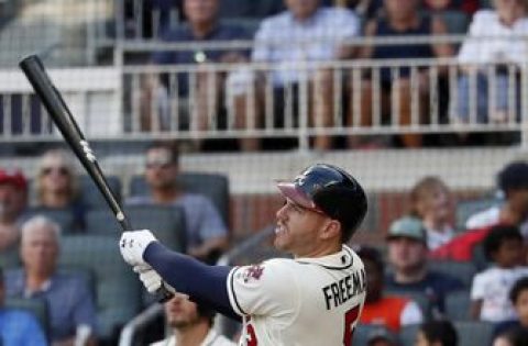 Freeman 2 HRs, 5 RBIs, Braves top Chisox for 4th win in row
