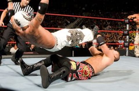 Rey Mysterio & Shawn Michaels team for first time against Miz & Morrison: Raw, Nov. 17, 2008