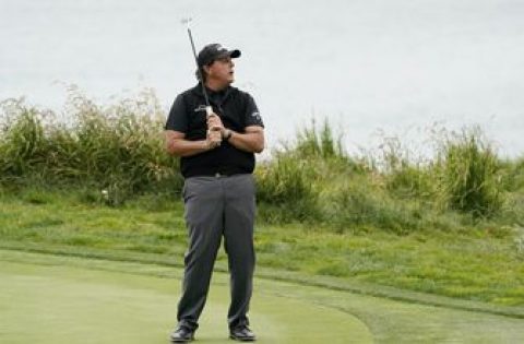 ‘I flinched’: Mickelson lets an opportunity slide at Pebble