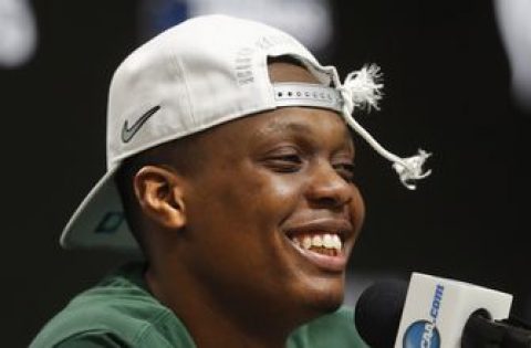 Michigan State’s Winston trying to follow in footsteps of Magic and Mateen