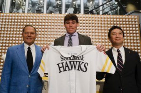 Uncommon route: Stewart excited about pitching in Japan