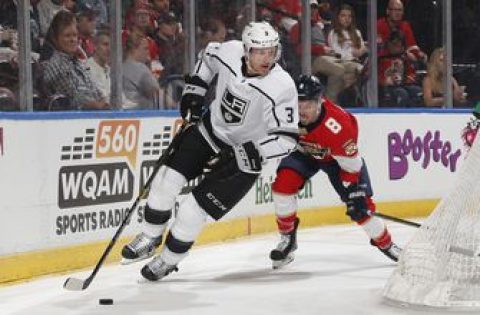 Panthers score 3 goals in 2nd period, top Kings 6-1