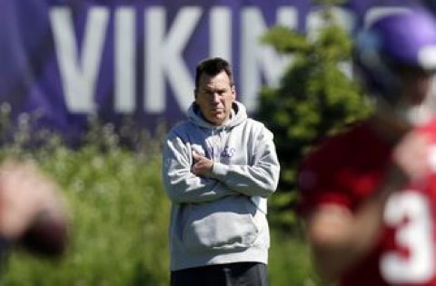 Vikings OC Gary Kubiak retires after 36-year NFL career