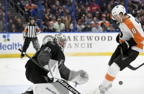 Lightning top Flyers for team-record 11th straight home win