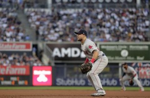 Red Sox 1B Steve Pearce exits game vs Yanks with back spasms