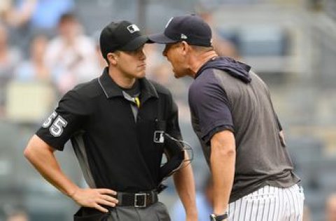 Aaron Boone ejected after arguing with umpire in win over Rays