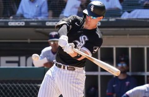 White Sox sweep the Twins with 8-4 victory.