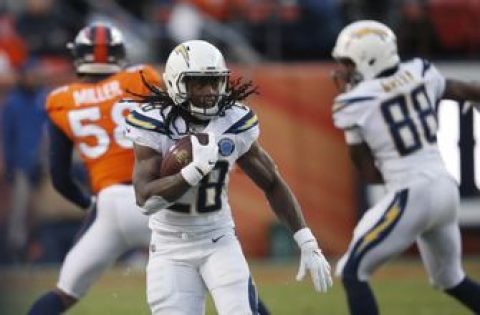 Chargers’ RB Gordon makes return against winless Broncos