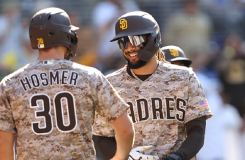 Eric Hosmer and Manny Machado carry Padres to series finale victory over Dodgers, 5-2