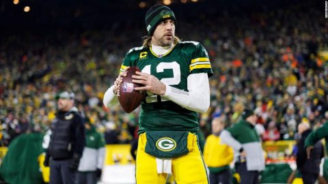 Aaron Rodgers apologizes to ‘loved ones’ that got caught ‘in the middle of’ Covid-19 comments controversy