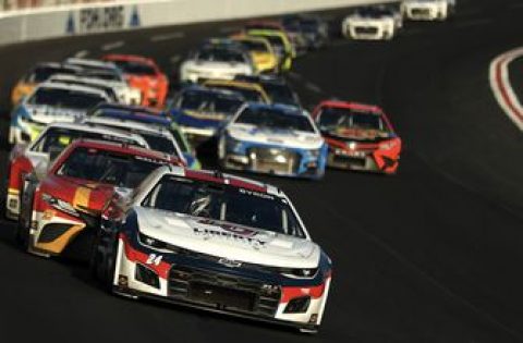 William Byron holds off Wallace, Chastain in WILD finish at Atlanta