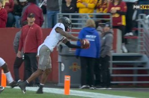 Oklahoma State takes 21-17 lead over Iowa State after Tay Martin TD catch