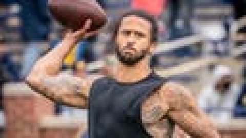 Colin Kaepernick goes through workout with Raiders