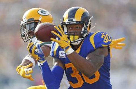 RECAP: Late fumble helps Rams hold off Packers, remain undefeated