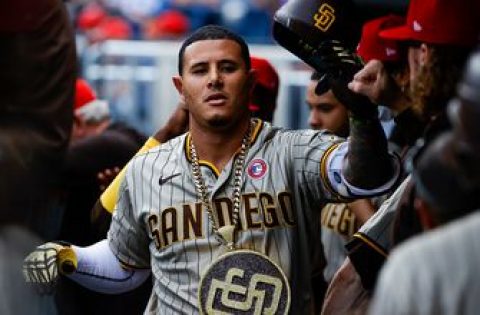 Manny Machado’s two homers, Phillies bullpen implosion key Padres to 11-1 win