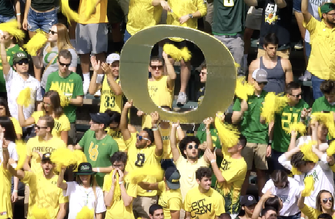 Matt Leinart thinks Oregon has the best live atmosphere in college football