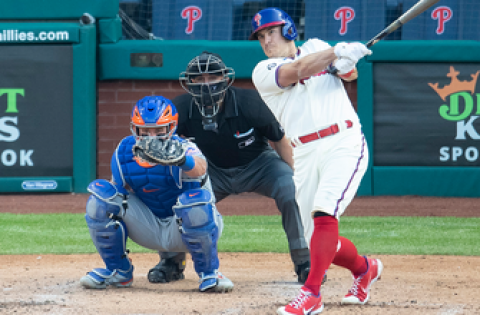 J.T. Realmuto, Rhys Hoskins go deep in Phillies dominant 8-2 win over Mets