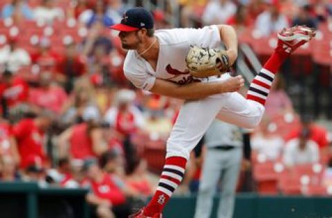 Cardinals, Gant avoid arbitration by signing one-year, $1.3 million contract