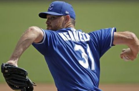 Ex-Royals P Kennedy signs minor league deal with Rangers