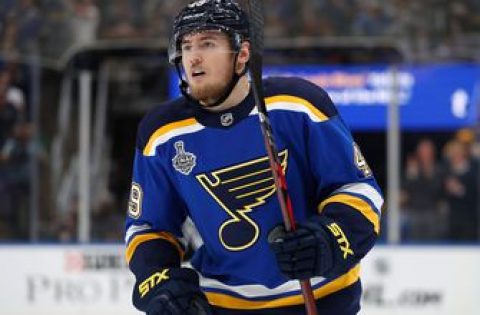 Barbashev returns to Blues on two-year deal