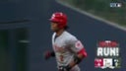 Jose Barrero hits first major league home run to give Reds a 4-0 lead