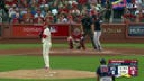 Braves’ Travis d’Arnaud CRUSHES a three-run homer vs. Cardinals