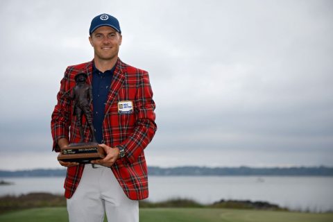 Spieth wins in playoff for 2nd Easter title in row