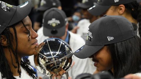 ‘Her whole body was seizing’: Diamond DeShields and the comeback no one knew about