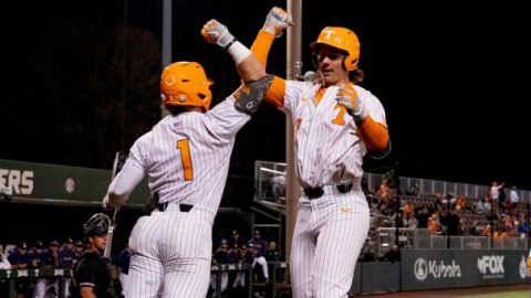 Top storylines, sleeper teams, conference tourney picks as CWS nears