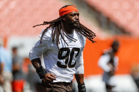 Clowney back with Browns because of Watson