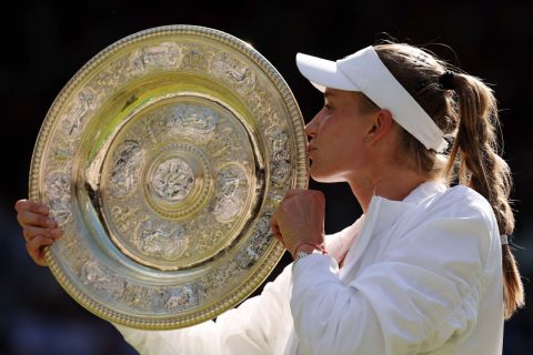Rybakina rallies for 1st Slam title at Wimbledon