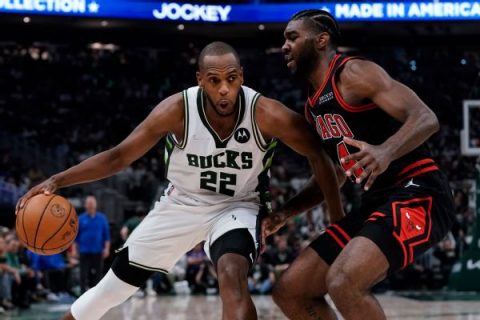 Sources: Middleton had wrist surgery in early July